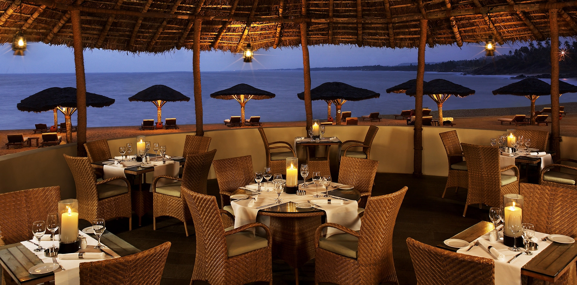 Tides - Beachside seafood speciality restaurant